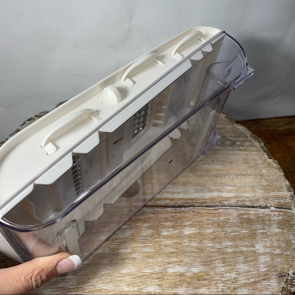 Mandolin vegetable slicer interchangeable blades - Picture 3 of 9